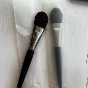 Mary Kay (2)liquid foundation brushes. Selling as a set of two. New, never used.